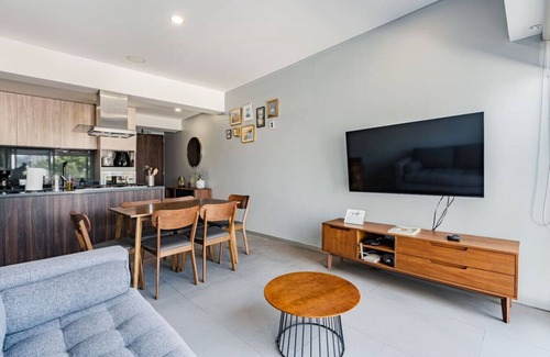 Del Valle Apartment | Modern Apartment with Pool, Gym and Coyoacán Charm