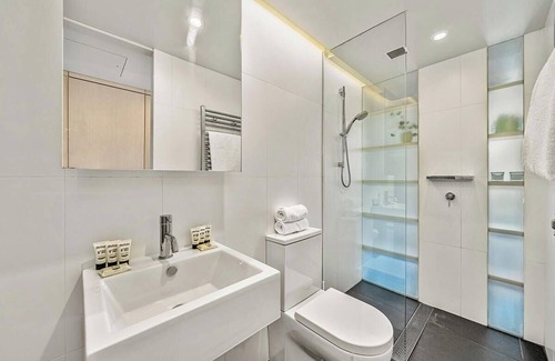 Acton Apartment | Modern apartment in the city with breathtaking views and top-tier amenities