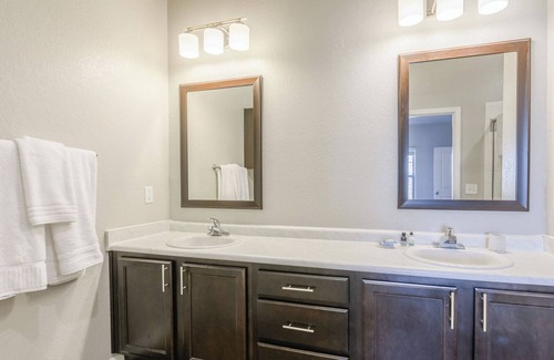 Fort Collins Apartment | Modern Apartment in Prime Location (ID2787X57)
