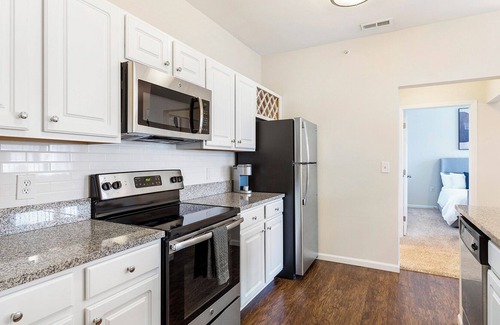 Acton Apartment | Modern Apartment in Prime Location (ID8982X42)