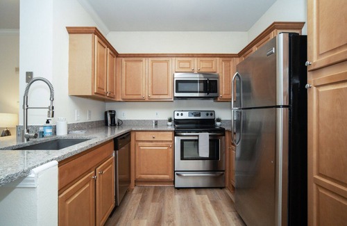 West Chester Apartment | Modern Apartment in Prime Location (ID7083X61)