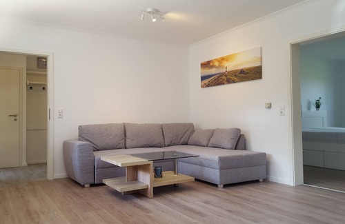 Wiesmoor Apartment | Modern apartment in an idyllic canal location in Wiesmoor-Ostfriesland