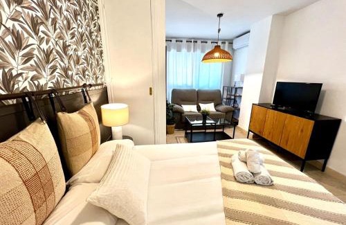 La Trinidad Apartment | Modern Apartment in Juan de Austria