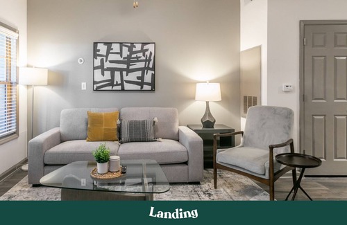 North Druid Hills Apartment | Modern Apartment in Prime Location (ID4884)