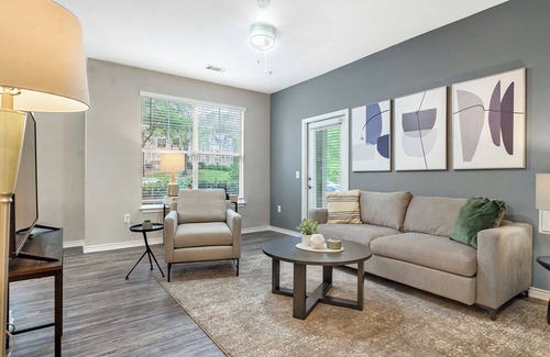 Southwest Raleigh Apartment | Modern Apartment in Prime Location (ID9387X33)