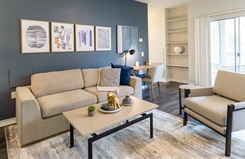 Southwest Raleigh Apartment | Modern Apartment in Prime Location (ID8636X46)