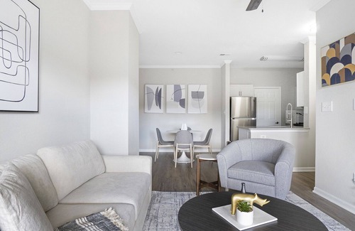 Northwest Raleigh Apartment | Modern Apartment in Prime Location (ID1206X025)