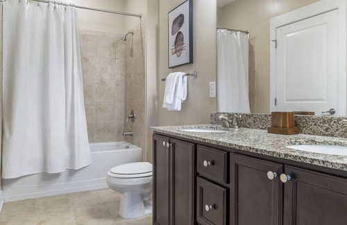 North Raleigh Apartment | Modern Apartment in Prime Location (ID5860X16)