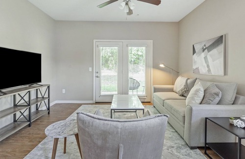 Smyrna Apartment | Modern Apartment in Prime Location (ID2796X33)