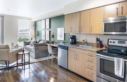 New Tacoma Apartment | Modern Apartment in Prime Location (ID8925X56)