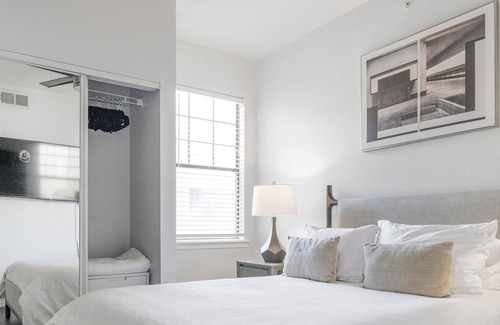 Tucson Apartment | Modern Apartment in Prime Location (ID1401X027)