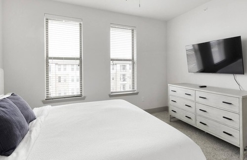 Haltom City Apartment | Modern Apartment in Prime Location (ID1403X361)