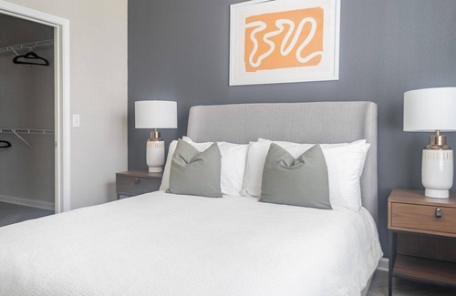 League City Apartment | Modern Apartment in Prime Location (ID9217X83)