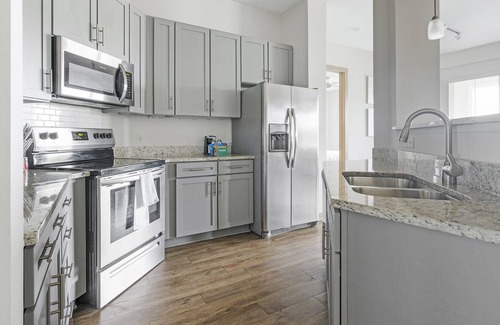 Morrisville Apartment | Modern Apartment in Prime Location (ID1173X401)