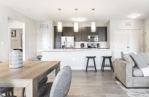Wake Forest Apartment | Modern Apartment in Prime Location (ID8336X10)