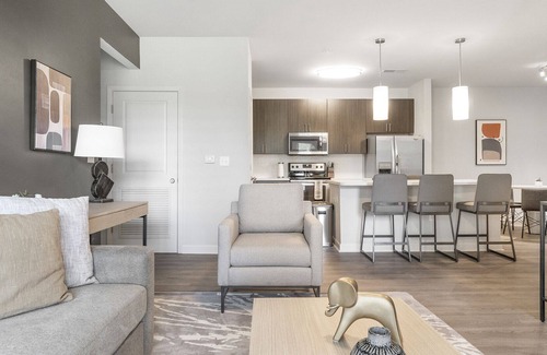 Wake Forest Apartment | Modern Apartment in Prime Location (ID7135X13)