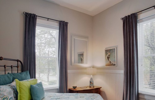 Dixon Park Apartment | Modern Apartment Near Forsyth