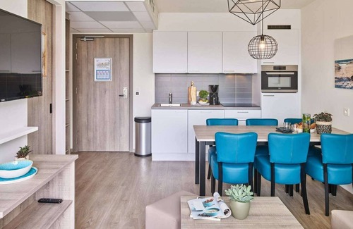 Zeebrugge Apartment | Modern Apartment With a Dishwasher