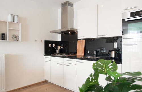 Statenkwartier Apartment | Modern apartment with a great view