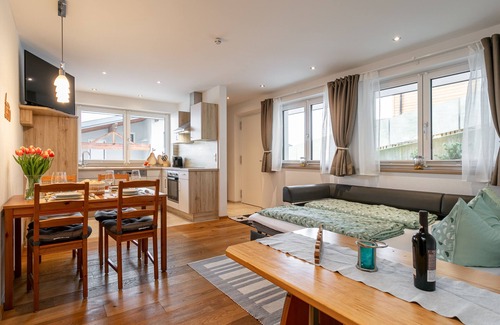 Hopfgarten im Brixental Apartment | Modern apartment with terrace and stunning view