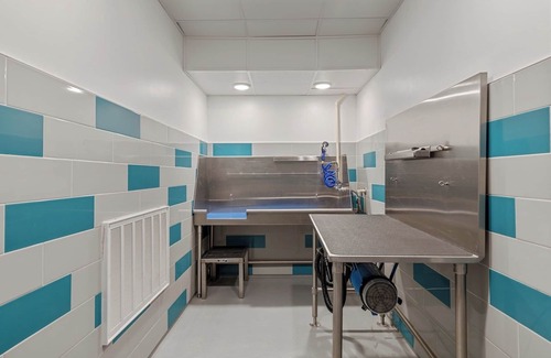 Jewell Heights - Hoffman Heights Apartment | Modern Aurora Apt Near Hospital 2BD/1BA