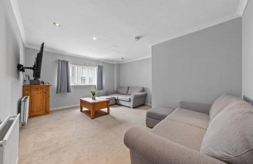 Bannockburn House | Modern Bannockburn Guest House - Ensuite Rooms Only