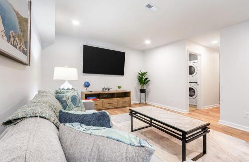 Greensboro Apartment | Modern Basement Suite, 2BR Sofa Bed, Parking