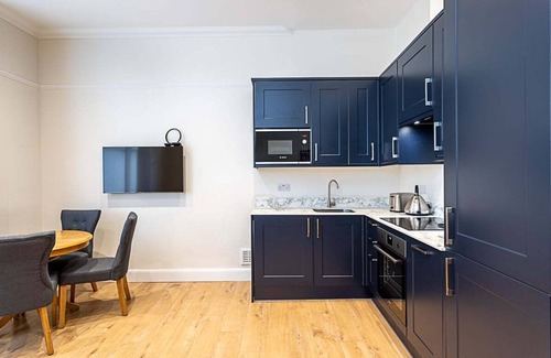 Bayswater Apartment | Modern Bayswater Flat