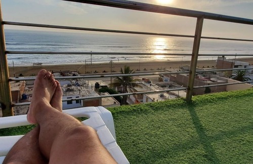 Huanchaco House | Modern Beach Getaway House