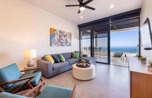Cerritos House | Modern Beachfront Residence with Resort Amenities