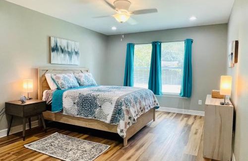 Nederland House | Modern Boho 2BR 2BA Home on Quiet Street