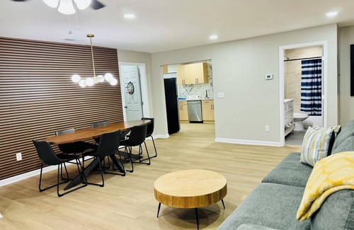 Mableton House | Modern Brick Ranch Retreat NEW Renovation