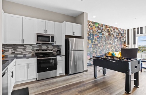 South Nashville Apartment | Modern & Bright 1BR Apt, Steps from Nashville Fun!