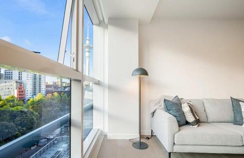 Auckland Central Business District Apartment | Modern Bright Central Apartment by Zodiak Stays