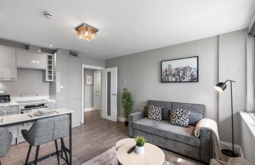 Brighton City Centre Apartment | Modern Brighton Escape with Sea View & Prime Location