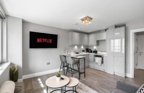Brighton City Centre Apartment | Modern Brighton Escape with Sea View & Prime Location