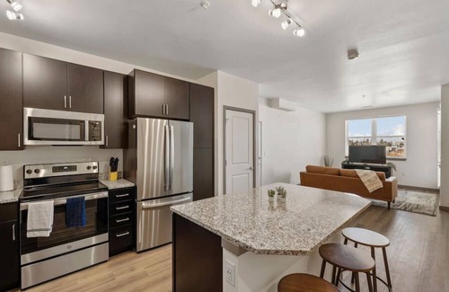 Broomfield Apartment | Modern Broomfield Apartment