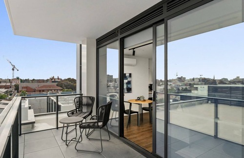 Brunswick Apartment | Modern Brunswick IMEL