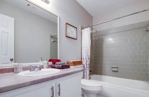 Hinesville House | Modern Bungalow near Ft. Stewart
