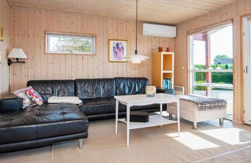 Hejlsminde Strand House | Modern Cabin by the Beach - By Traum Ferienwohnungen