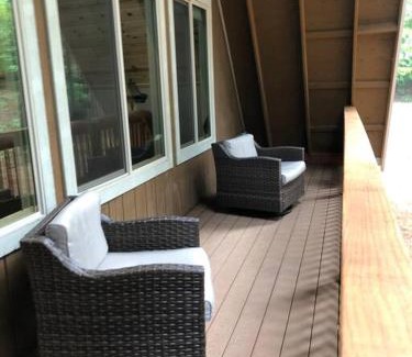 Placerville House | Modern Cabin Get Away - close to APPLE HILL