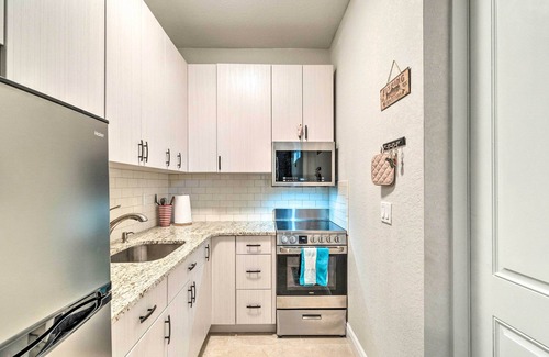 Nokomis Apartment | Modern Canalfront Studio Near Nokomis Beach!