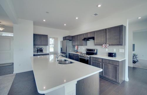 Canton House | Modern Canton Home 10 Mi to Lake Allatoona!
