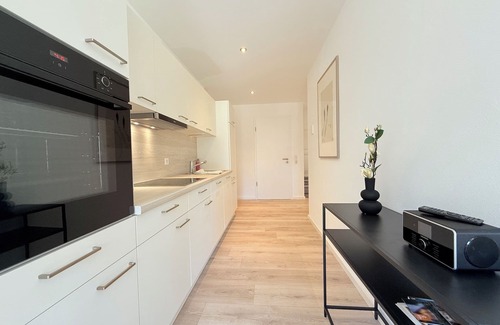 Unteruhldingen Apartment | Modern Carpe Diem suite with covered terrace near the lake and beach in Uhlding