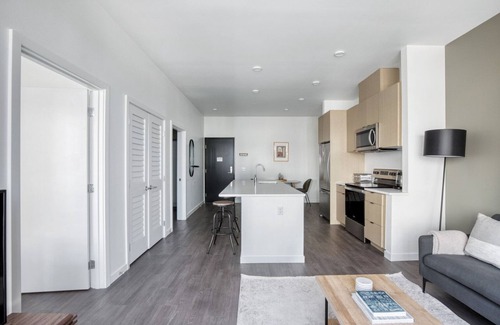 Judkins Park Apartment | Modern Central District 1BR w/Gym & BBQ, nr downtown, by Blueground