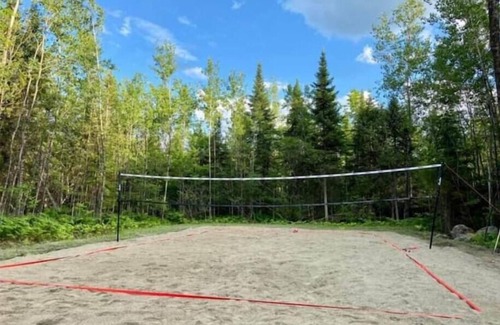Beaulac-Garthby Ski Chalet | Modern Chalet 2022 3 Bed/2Bath