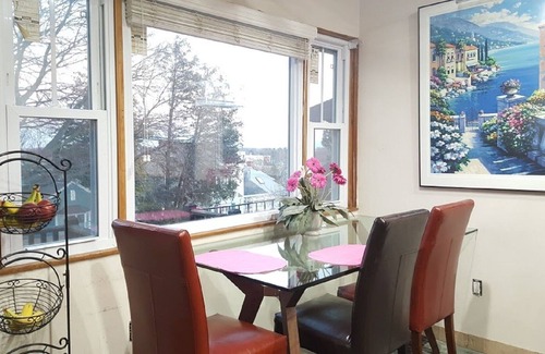 Wollaston Apartment | Modern, Clean Boston Quincy 1+ Bedroom-Easy Red Line Train Access - Free Parking