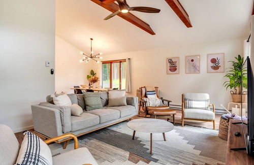 Shohola Ski Chalet | Modern Clean Cabin 5 mins away to Delaware River