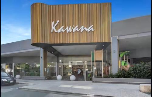 Buddina Apartment | Modern Coastal Apartment - Walk to beach and shops