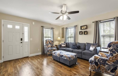 Town Bank House | Modern Coastal Beach Getaway in Cape May Historic Whaling Village, 2.5 blocks to Delaware Bay Sunsets
